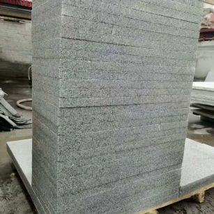 晋中 花岗岩 地铺成品300*600，尺寸标准、厚薄均匀
