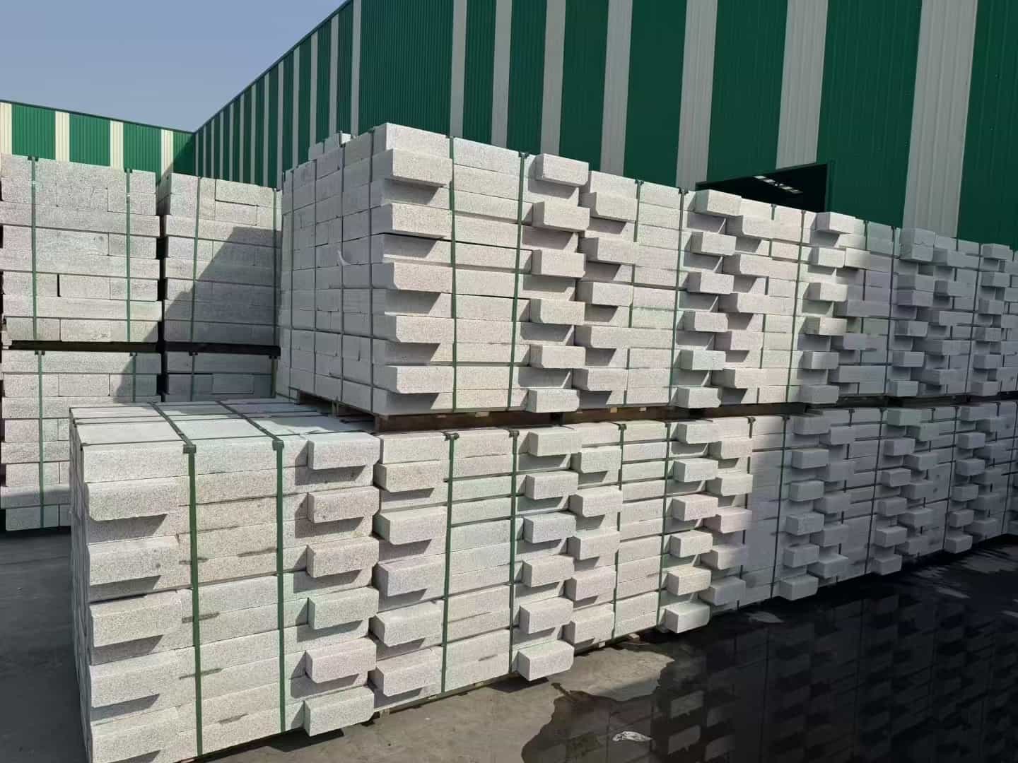 晋中芝麻白路沿石