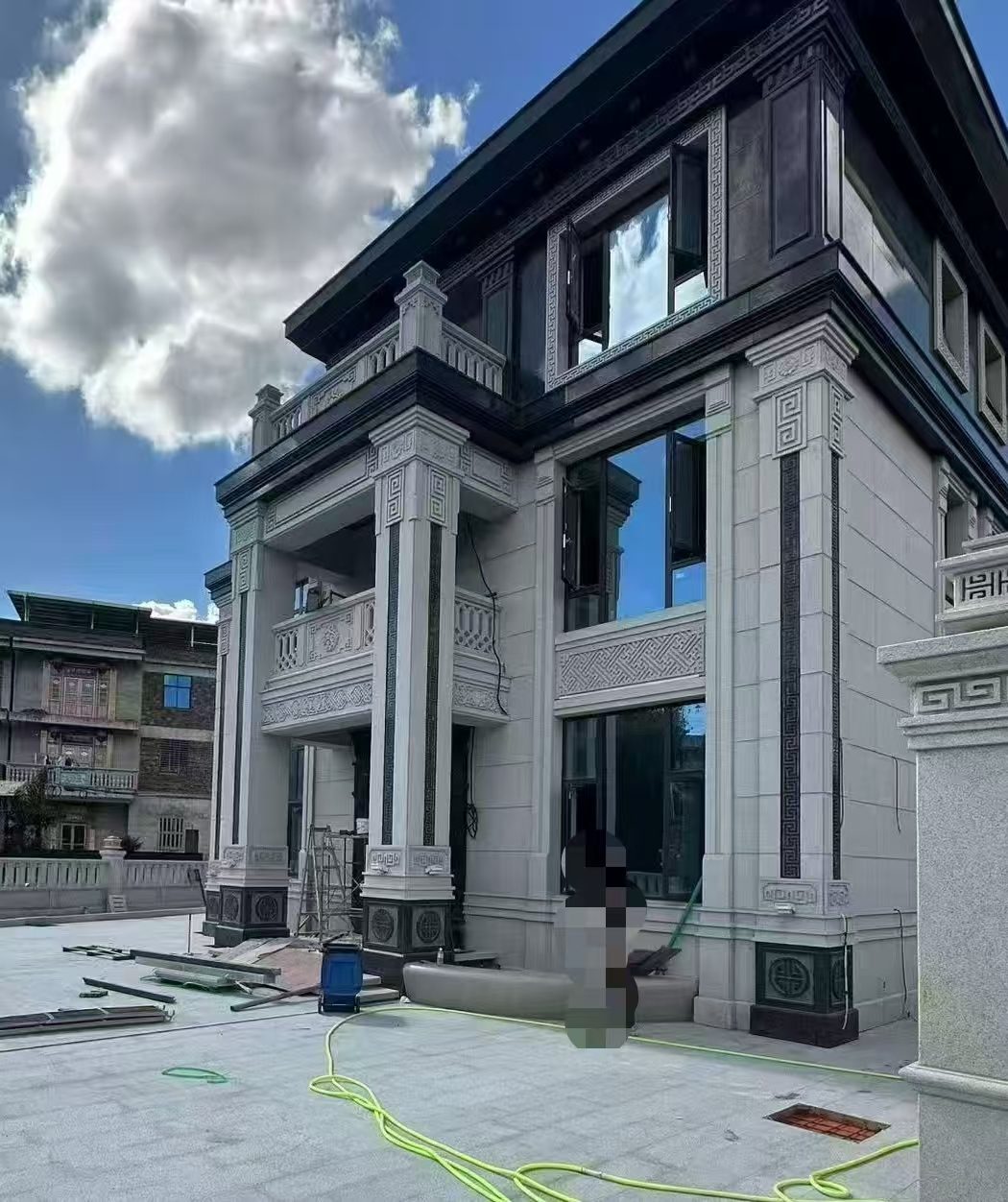 晋中 别墅干挂，芝麻白与芝麻黑完美配合